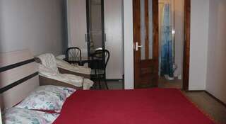 Гостиница Guest house Evrika Геленджик Двухместный номер с 1 кроватью и балконом-2